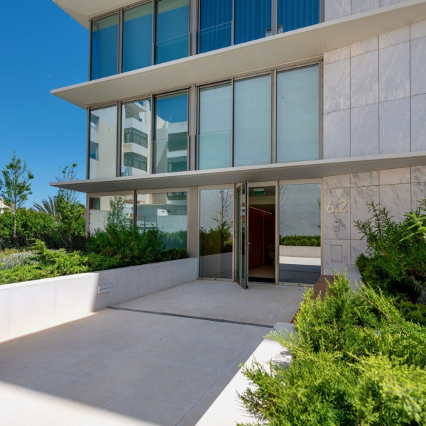 beachfront bliss entrance
